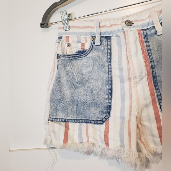 American Eagle Red White Blue Hi Rise Mom Shorts Cotton Size 00 - Picture 4 of 13
